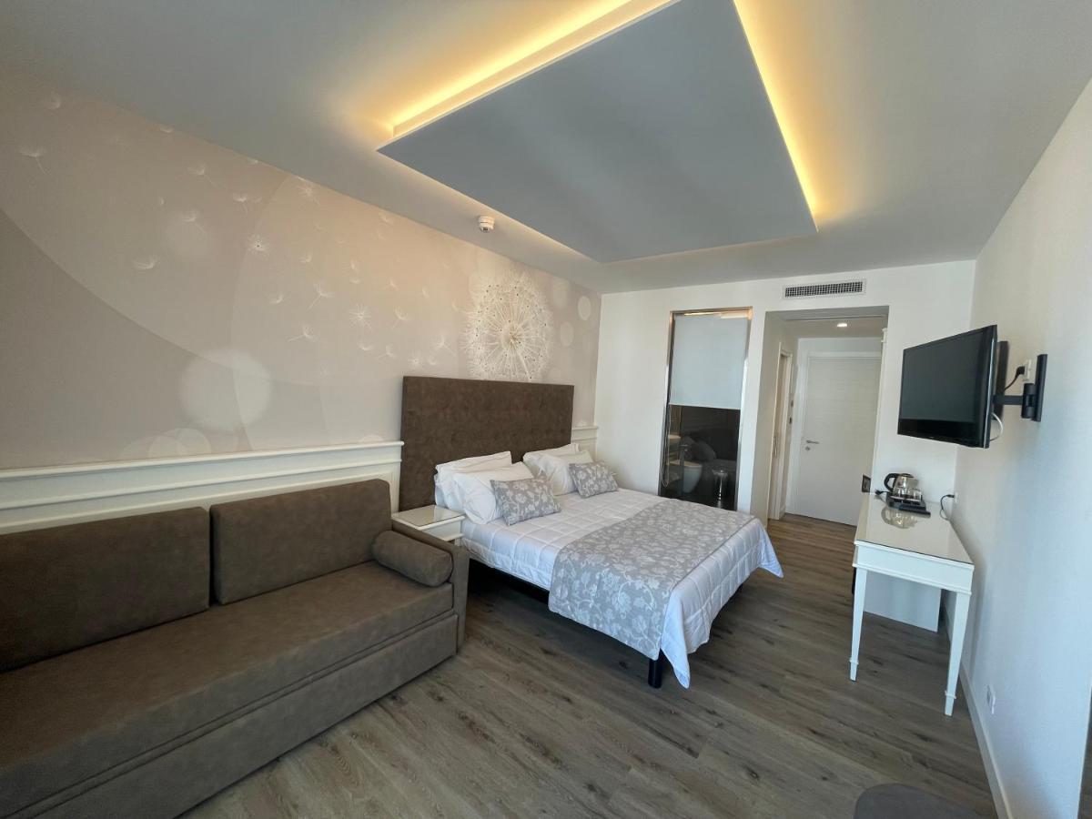 Park Hotel Cellini Lido di Jesolo Exterior photo